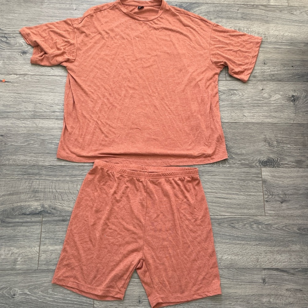 Matching set - Picture 2 of 3